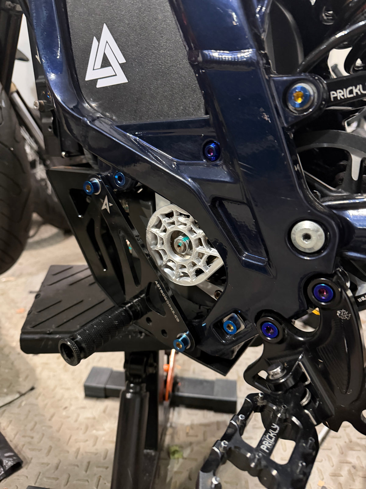 Spiderweb Edition Motor Cover (LBX/ERIDE/79bike/ventus)